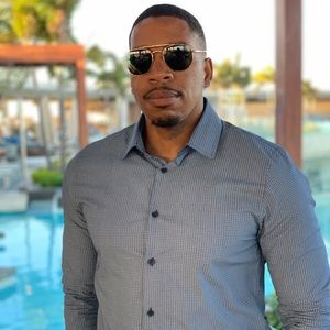 Meet your Posher, Tj